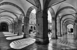 Cassino (FR) Abbazia di Montecassino: Portici dell'Archivio