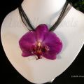 collana con bellissima orchidea vetrificata, gioielli artigianali unici, resinart