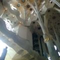 Particolare dell'interno della Sagrada Familia