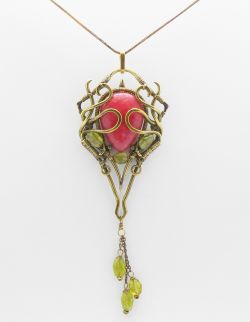 Collana Giada in ottone con pendente, gotica rosa fragola